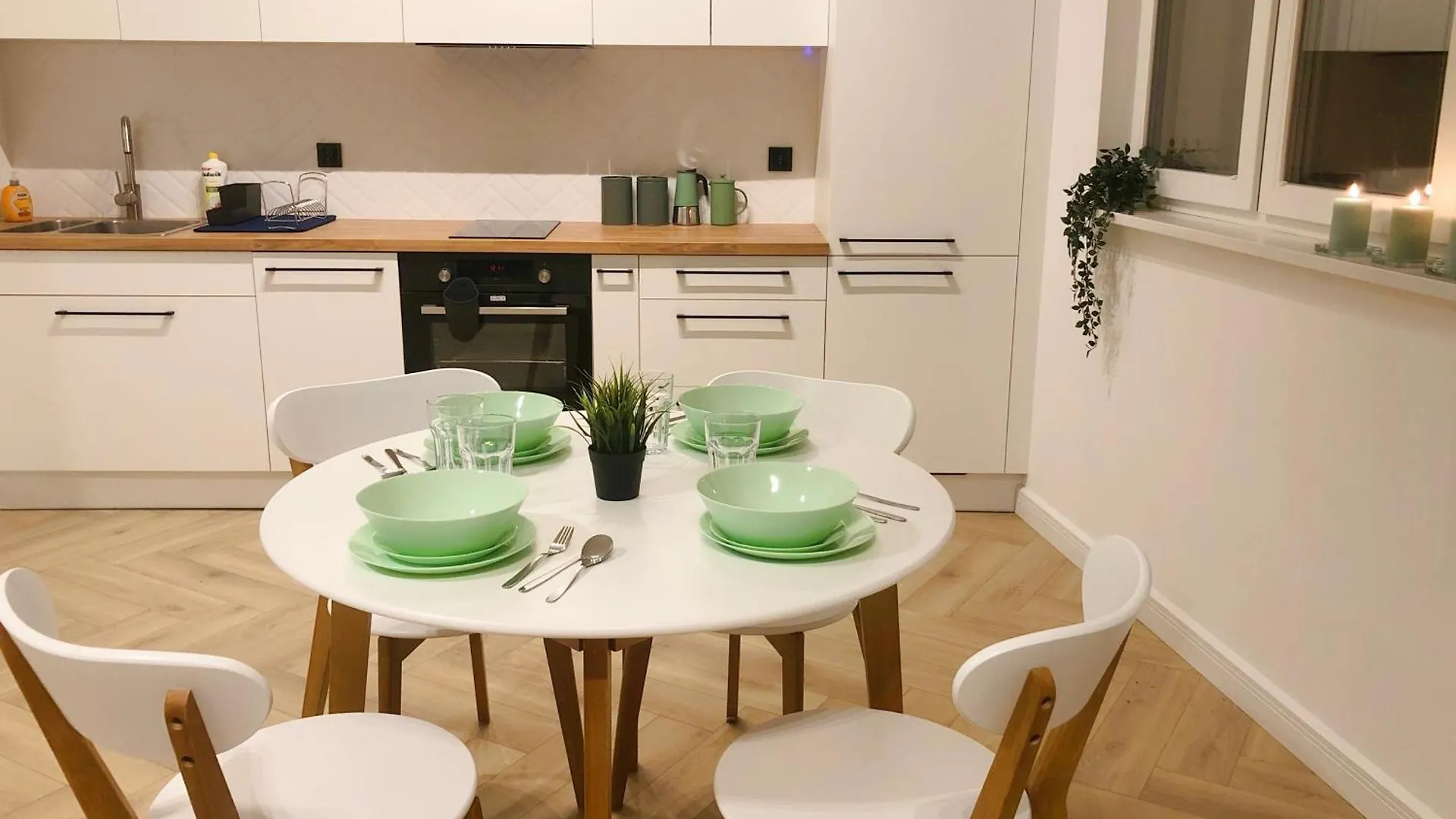 Apartament Przy Dworcu Old Town Danzig 0*,  Polen